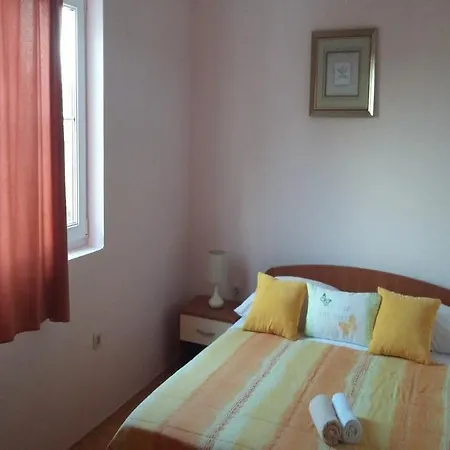 Apartment Burmeta